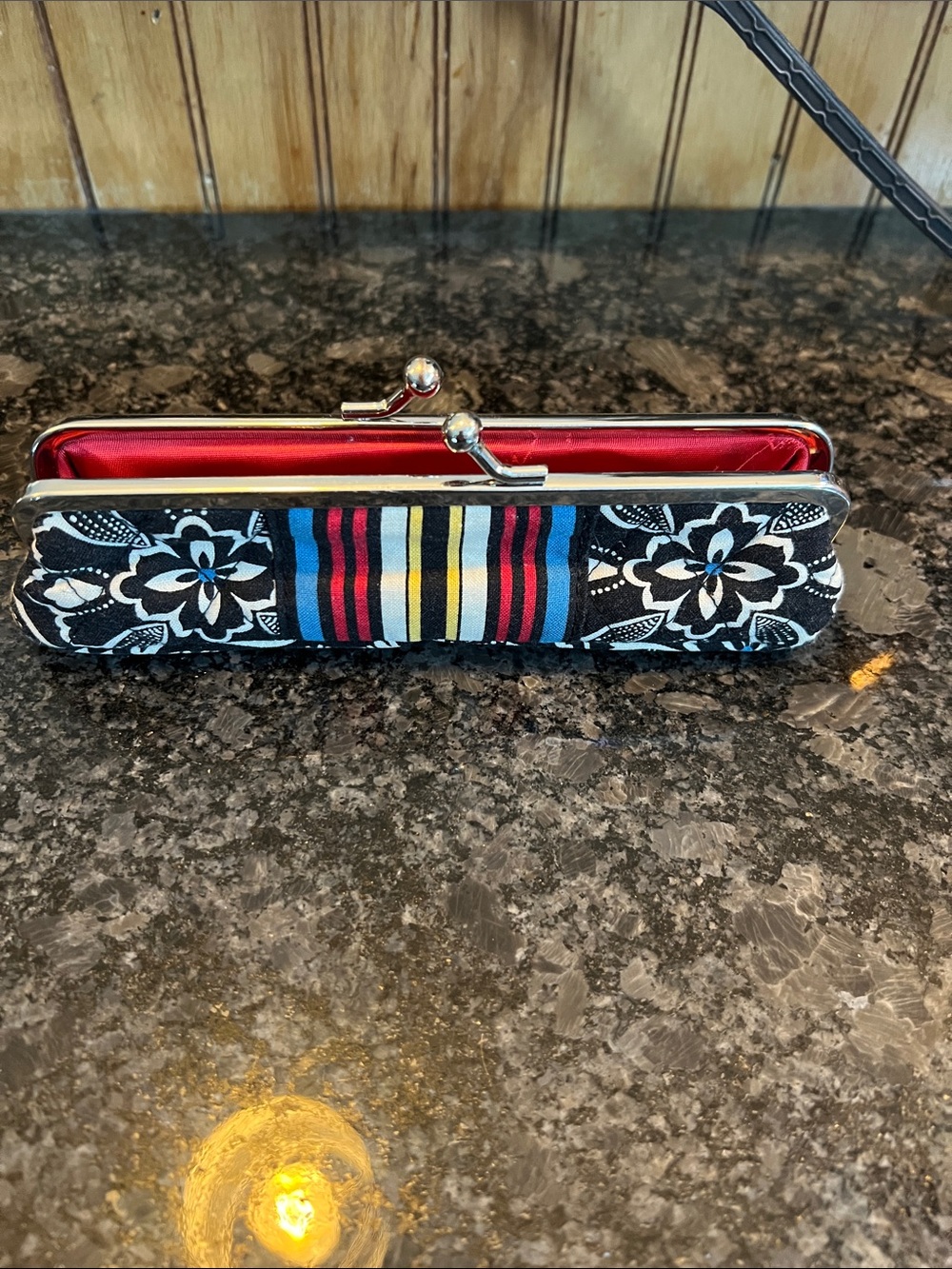 Vera Bradley Black Floral Stripe Clasp Eye Glass/Cosmetic Case with Red Interior